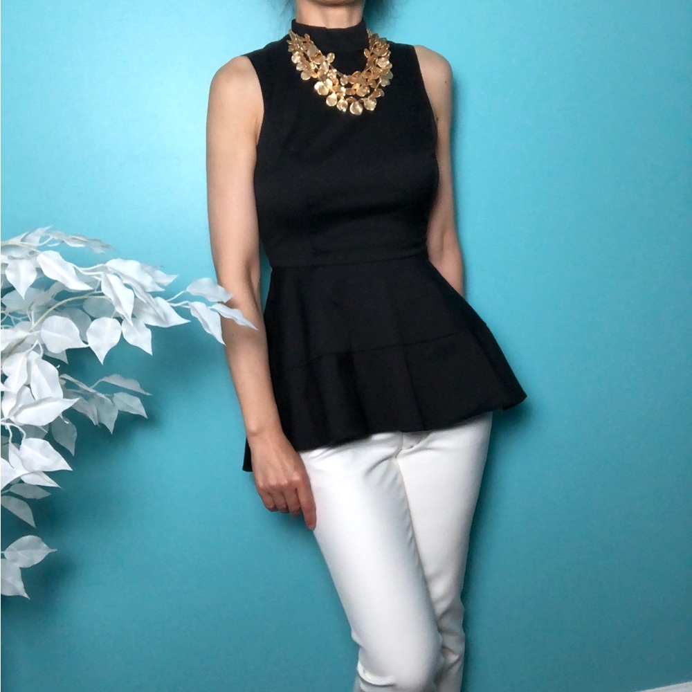 ⭐️NEW⭐️White House Black Market Mock Neck Sleeveless Fit & Flare Tunic Top Black